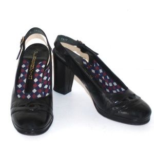 Vintage 70s Florsheim Leather Platform Pumps